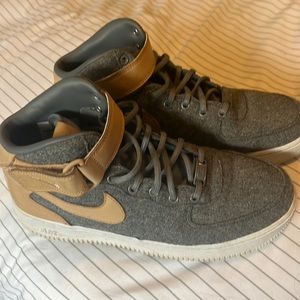 Nike Air Force 1 mid Wool and Leather VGUC sz 9.5 womens
